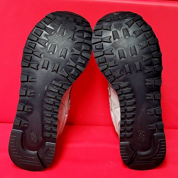 Figs New Balance 574 Women's Gray Medical Workwear Sneakers #WL574FGG size 8 - Picture 10 of 11